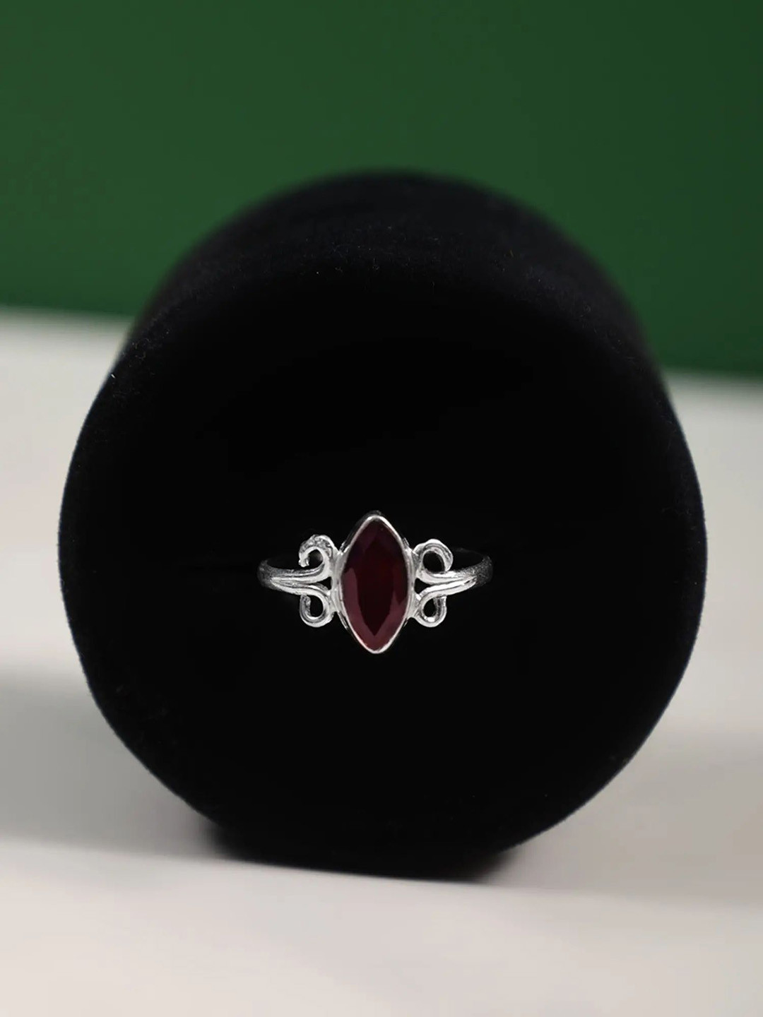 

Exotic India Marquise Cut Garnet Gemstone Sterling Silver Ring