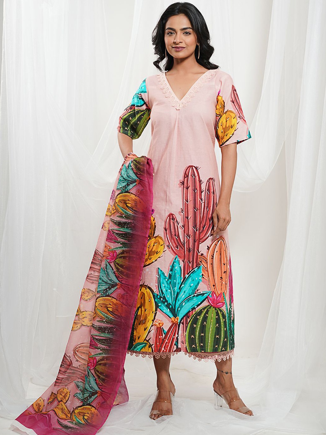 

THE SAFFRON SAGA Women Printed A-Line Kurta Sets With Dupatta, Pink