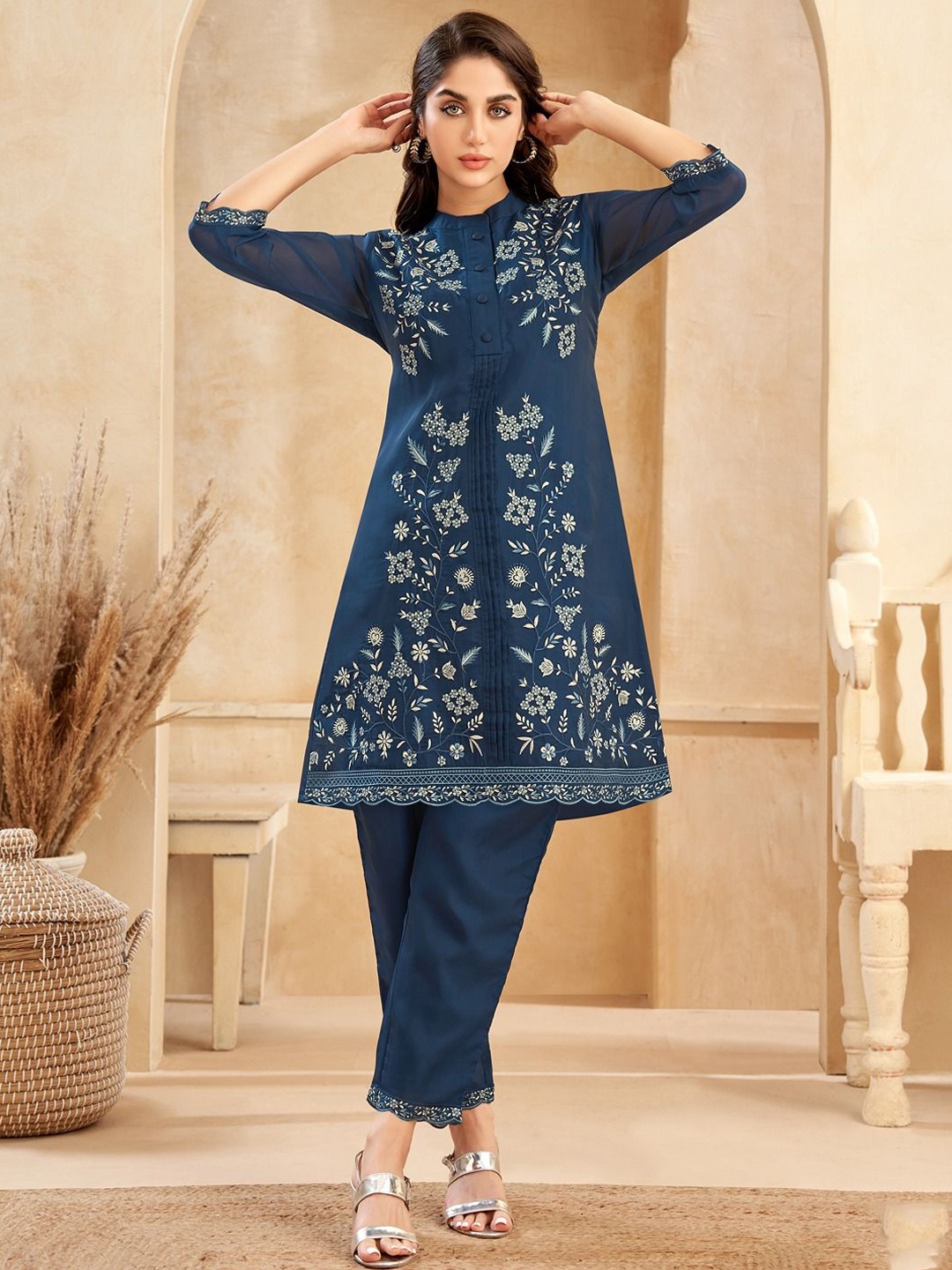 

FABMORA Embroidered Round Neck Top With Trousers, Navy blue