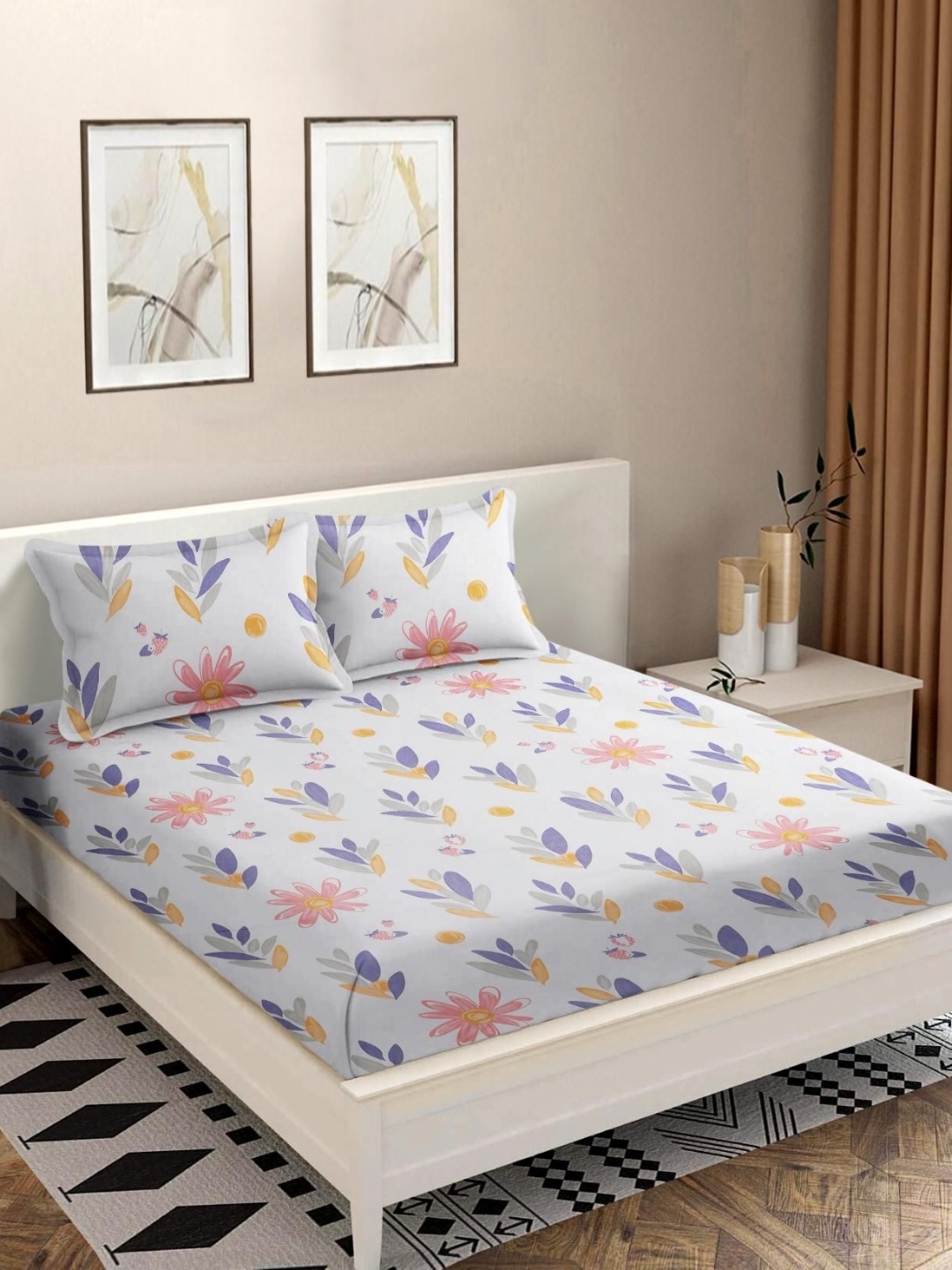 

MODEFE White & Pink Printed 180 TC Microfiber Double Queen Bedsheet With 2 Pillow Covers