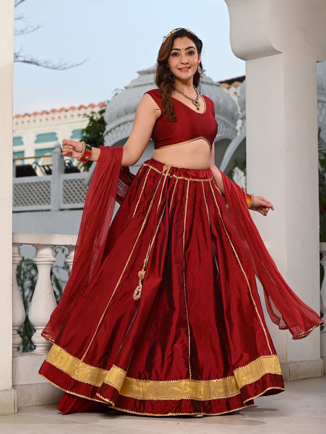 

Indi INSIDE V-Neck Gotta Patti Ready to Wear Lehenga & Unstitched Blouse With Dupatta, Red