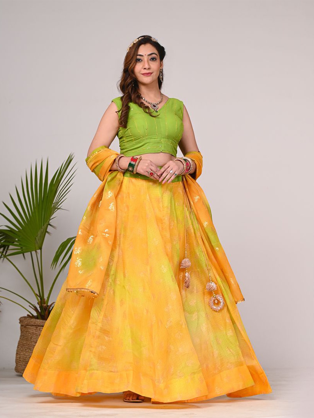 

Indi INSIDE Embroidered Foil Print Ready to Wear Lehenga & Unstitched Blouse With Dupatta, Yellow