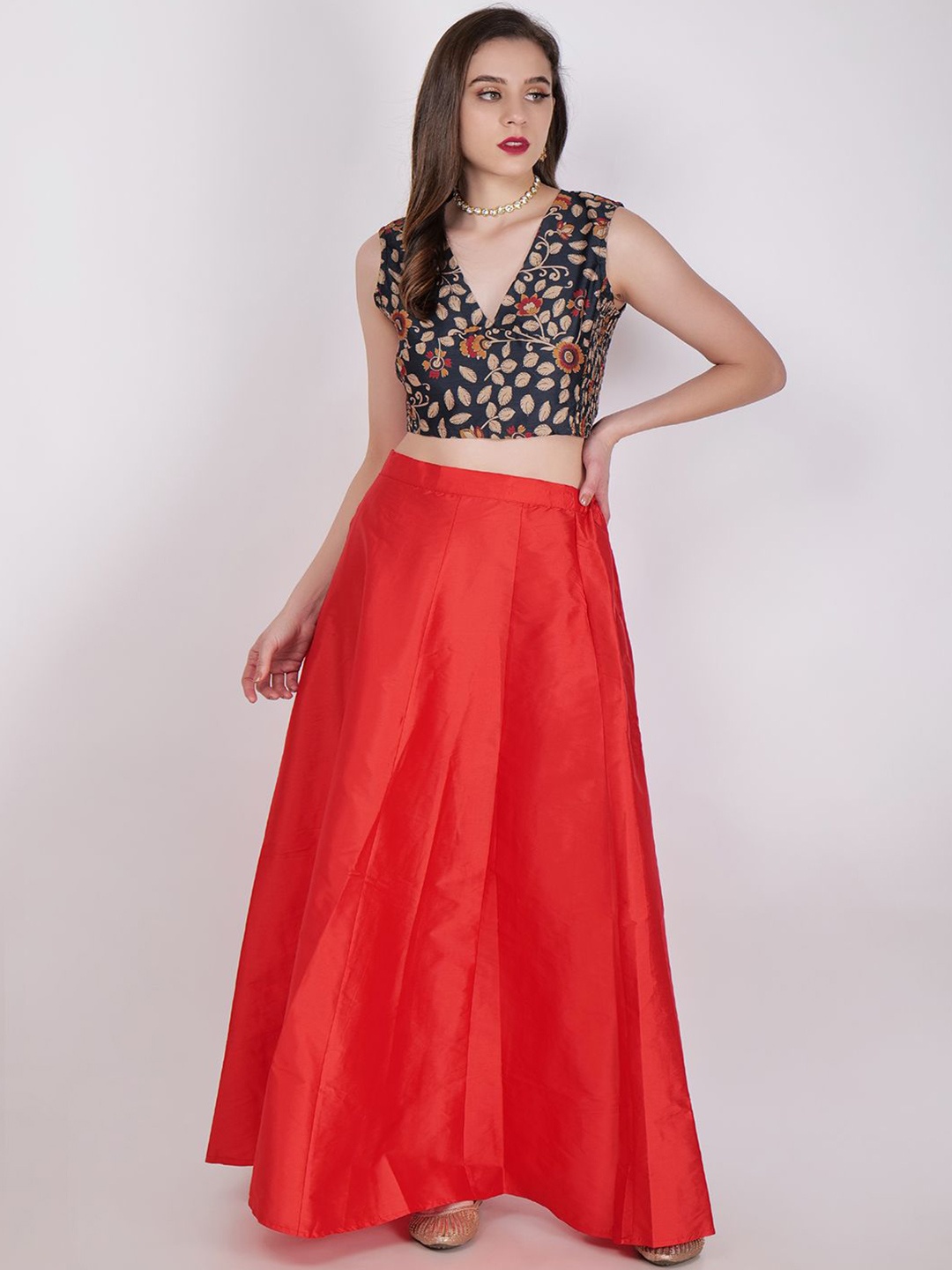 

Frolic Rolic Net Skirt & Printed Silk Blouse Set, Red
