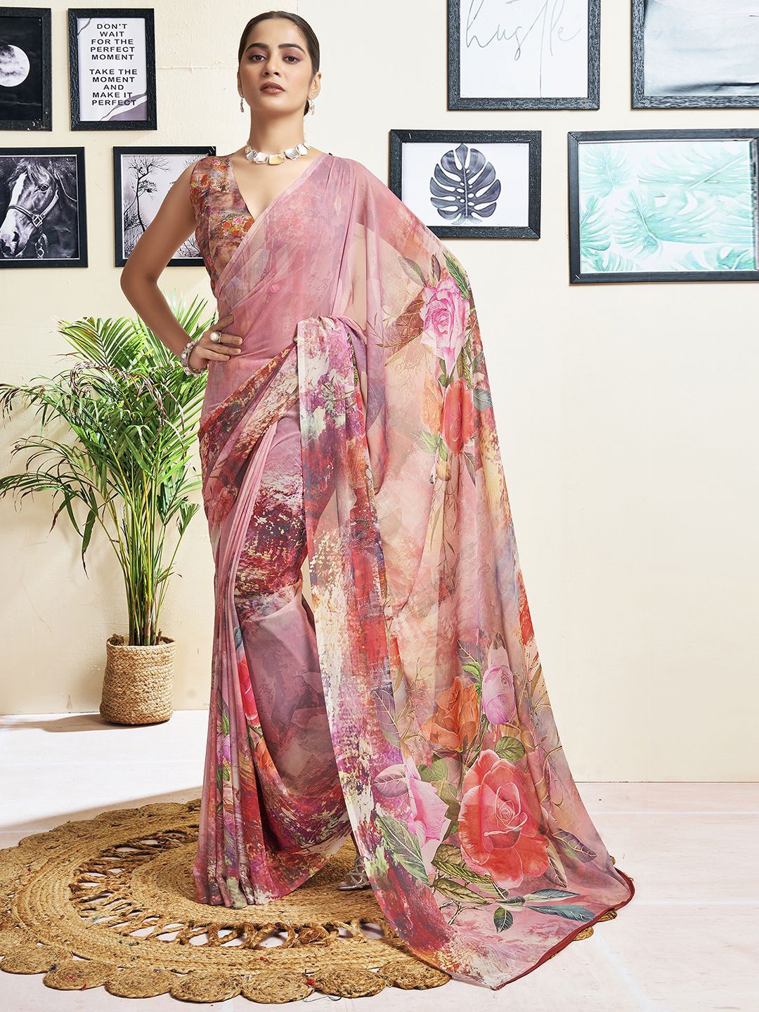 

Satrani Women Floral Printed Pure Georgette Saree, Pink