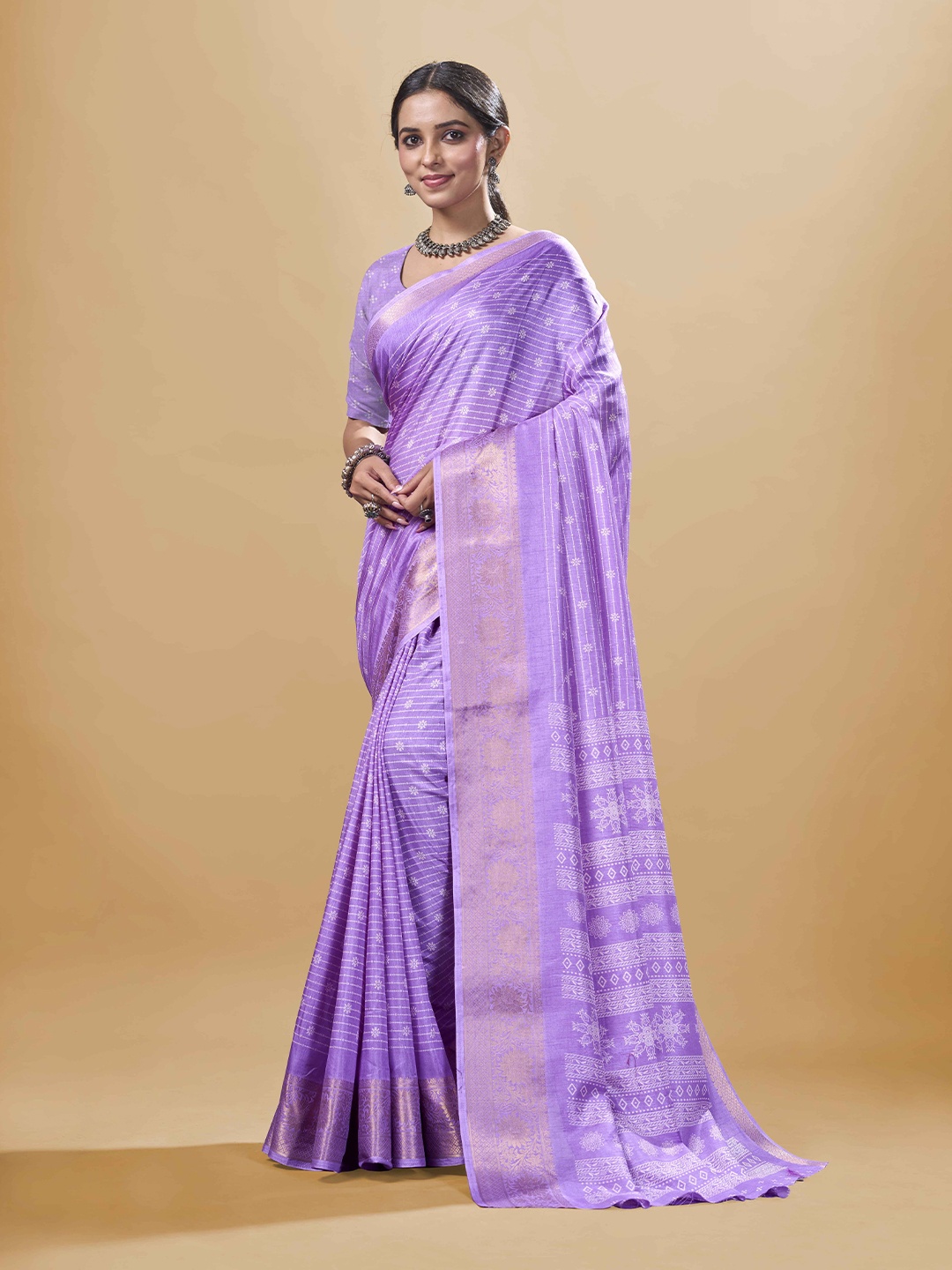 

Sanwariya Silk Zari Woven Striped Chanderi Saree, Purple