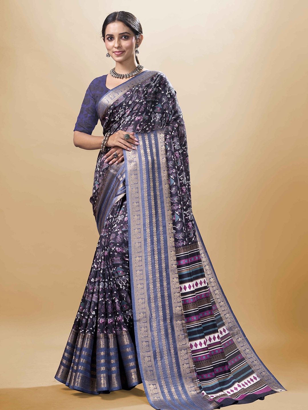 

Sitanjali Ethic Motif Zari Woven Chanderi Saree, Navy blue