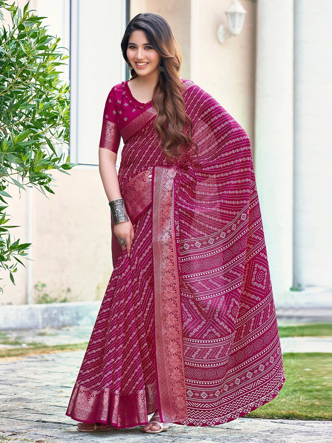 

Sitanjali Striped Zari Woven Chanderi Saree, Pink