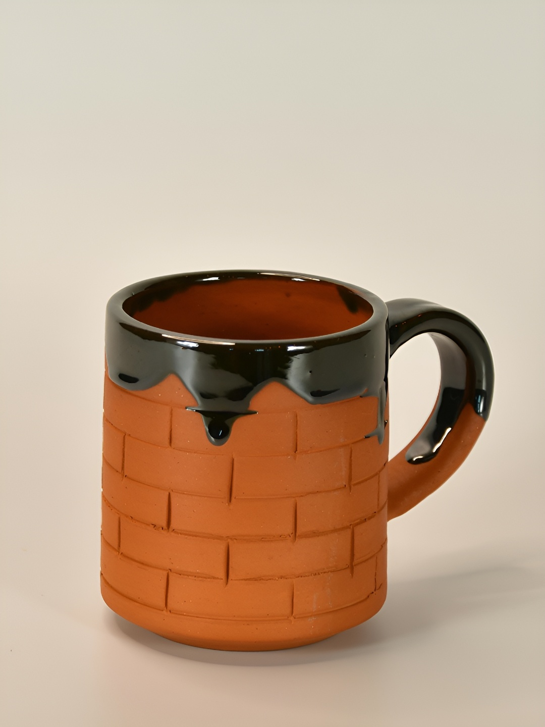 

SOWPEACE Brown & Black Textured Matte Finish Terracotta Mug 440 ml