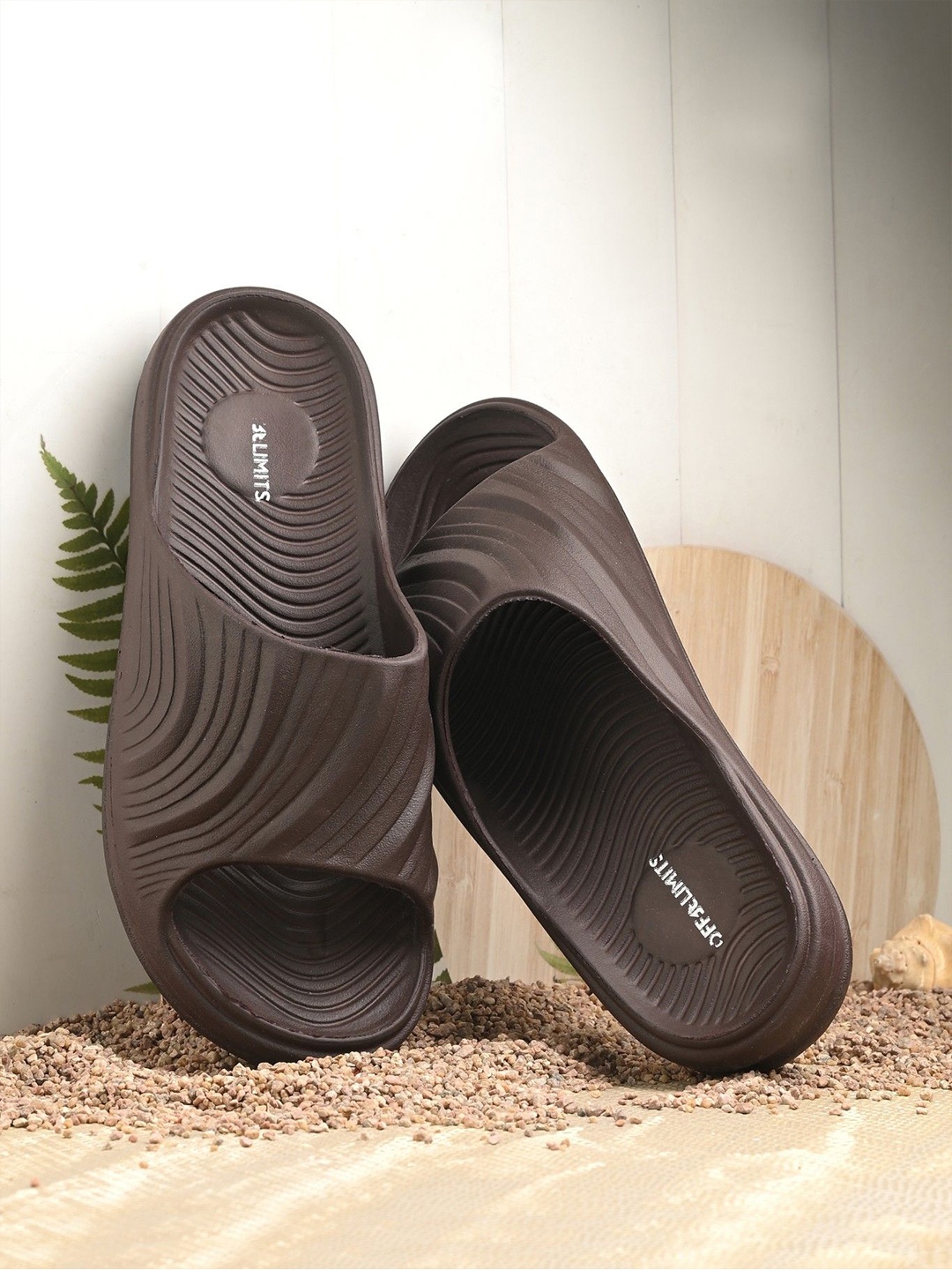 

OFF LIMITS Men Solid Rubber Slip-On, Brown