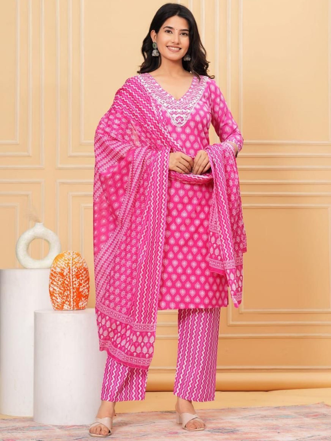 

MILAAV Ethnic Motifs Printed Thread Work Straight Kurta With Trousers & Dupatta, Pink