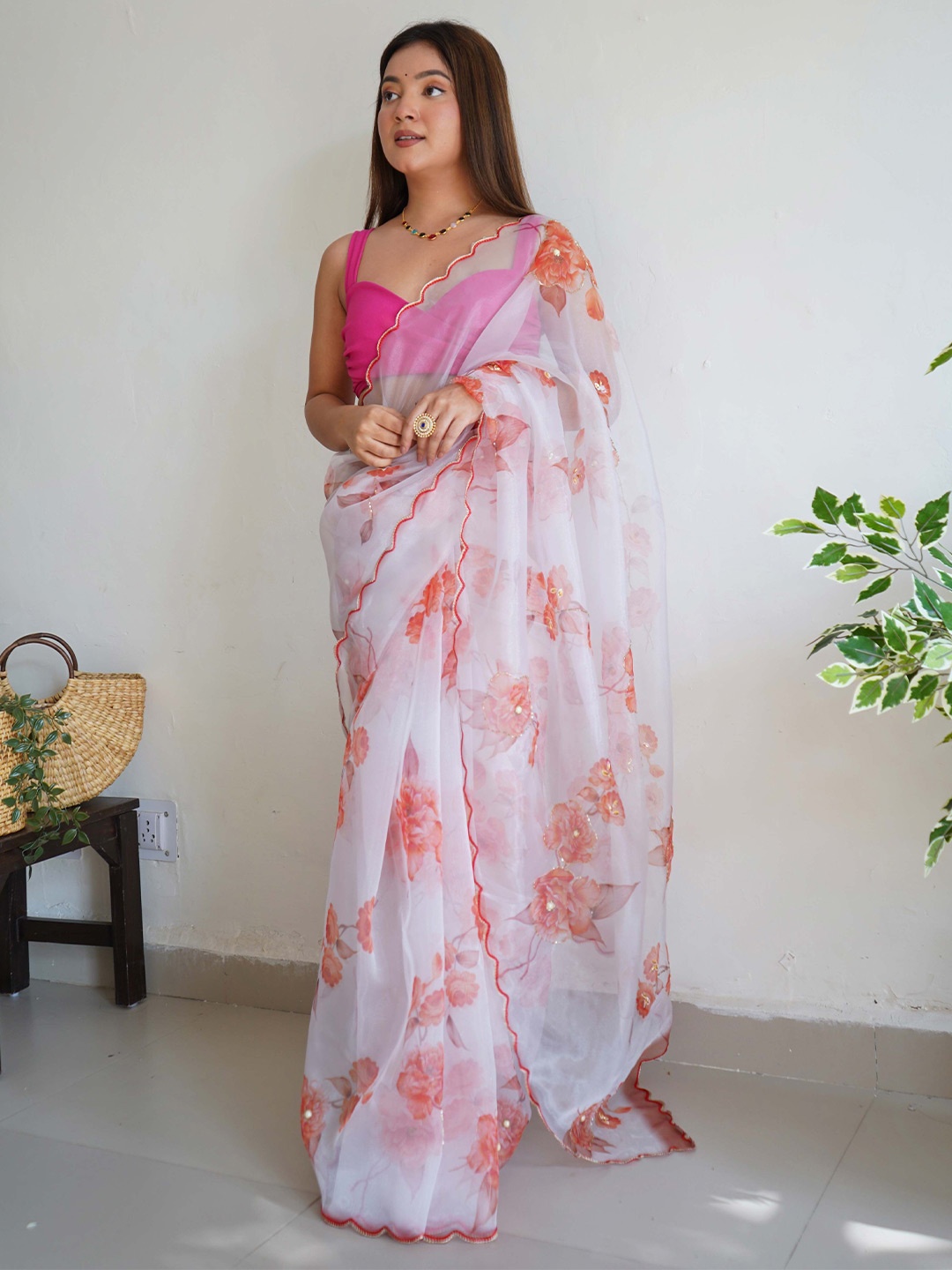 

VAMSEE Floral Printed Embroidered Organza Saree, White
