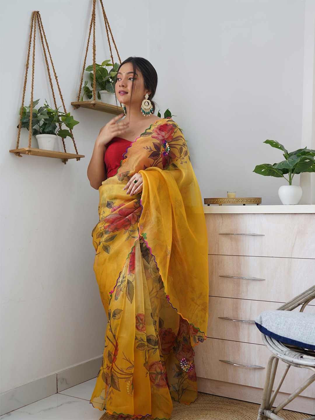 

VAMSEE Ethnic Motifs Embroidered Organza Saree, Yellow