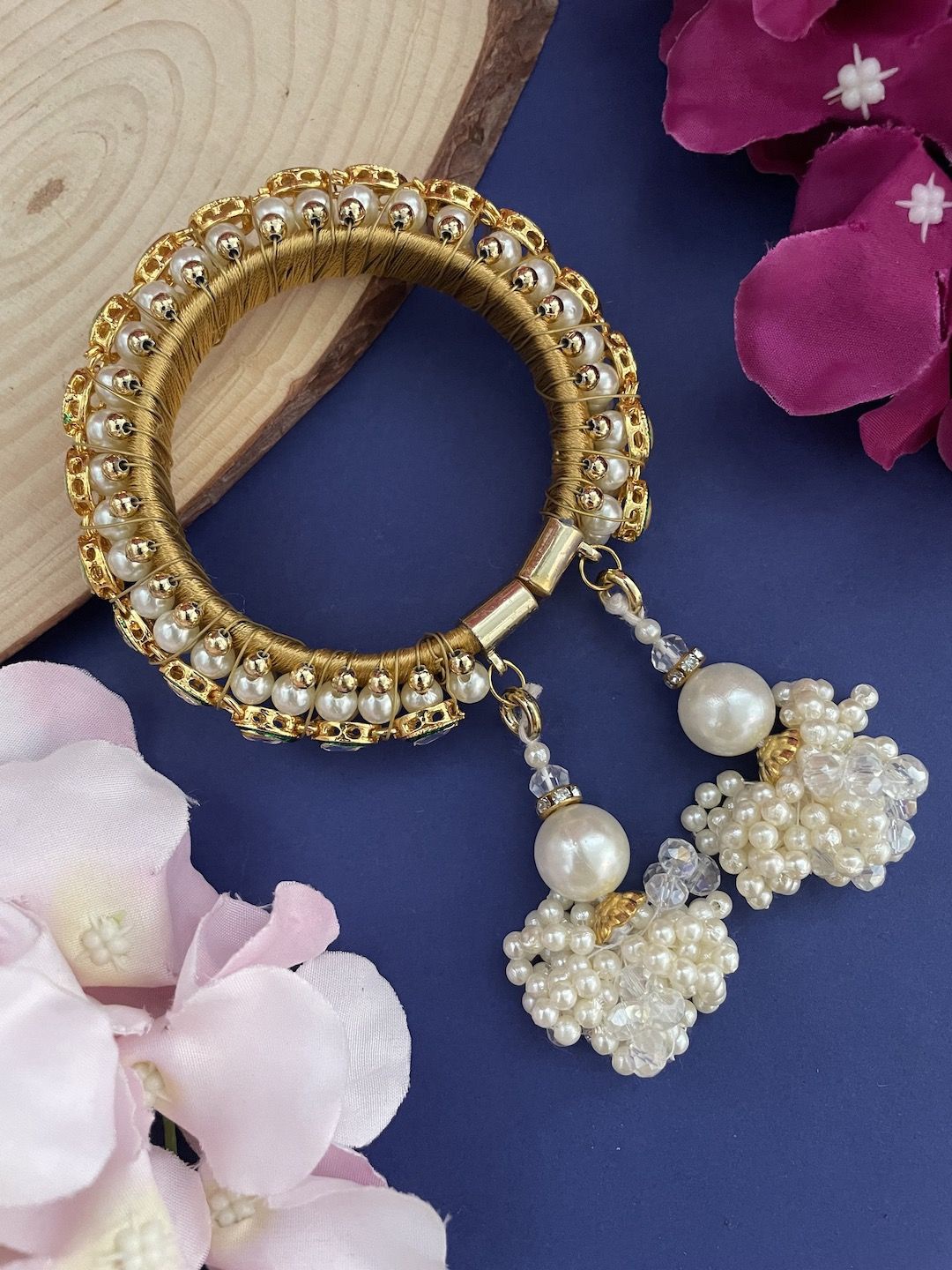 

Digital Dress Room Gold Plated Kundan Studded & Beaded Kadas Lumba Rakhi