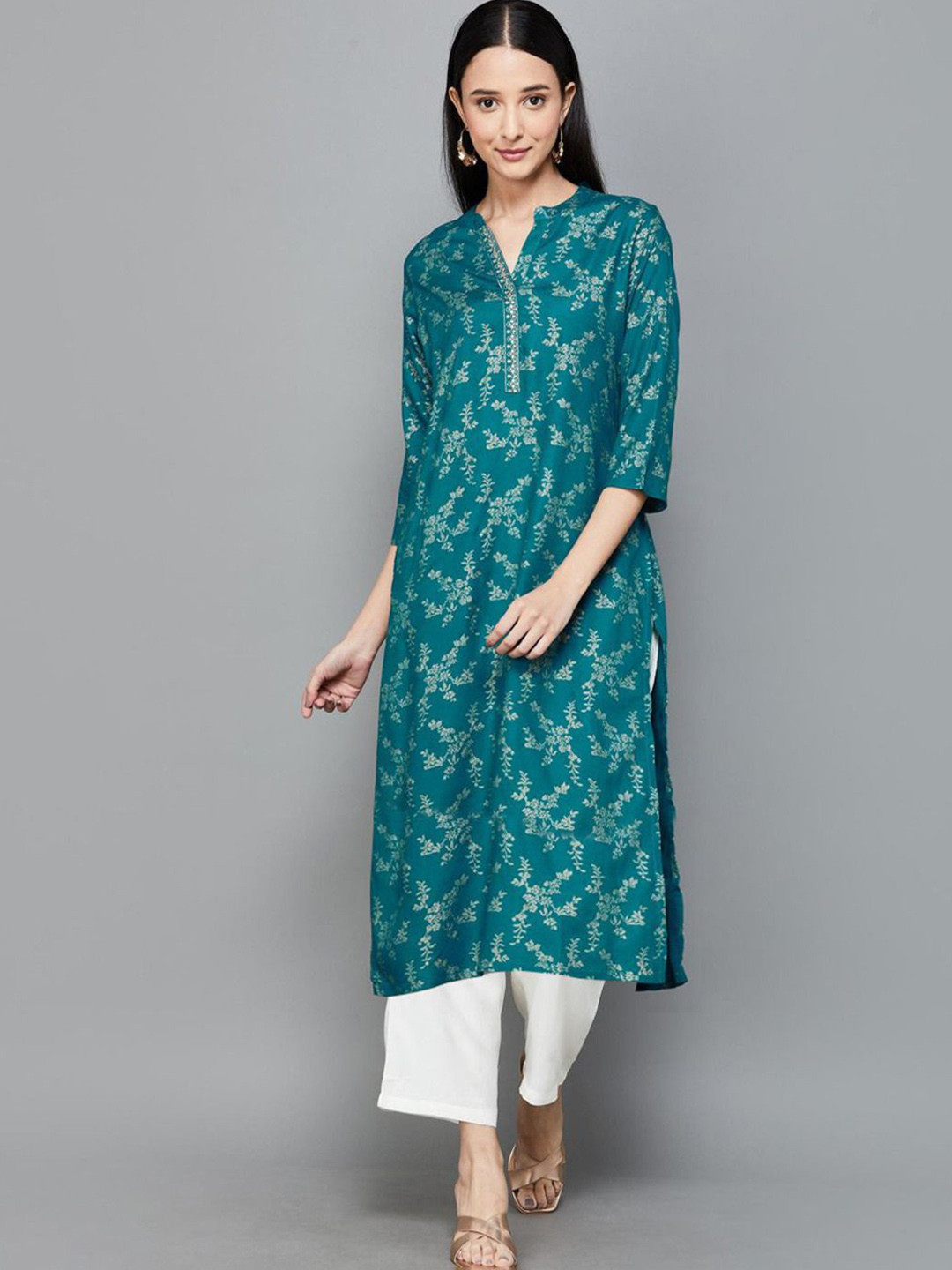 

Anni Designer Floral Printed Mandarin Collar Straight Kurta with Palazzos, Green