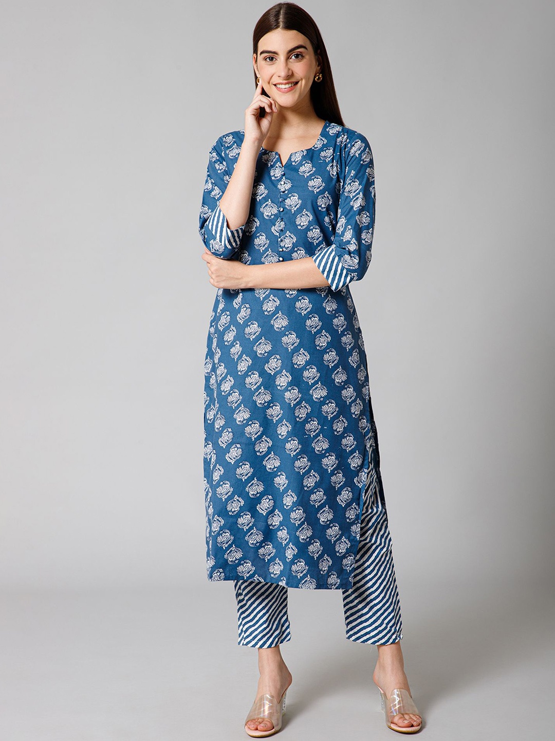 

VIRICA Floral Printed Notch Neck Linen Cotton Straight Kurta With Trousers, Blue