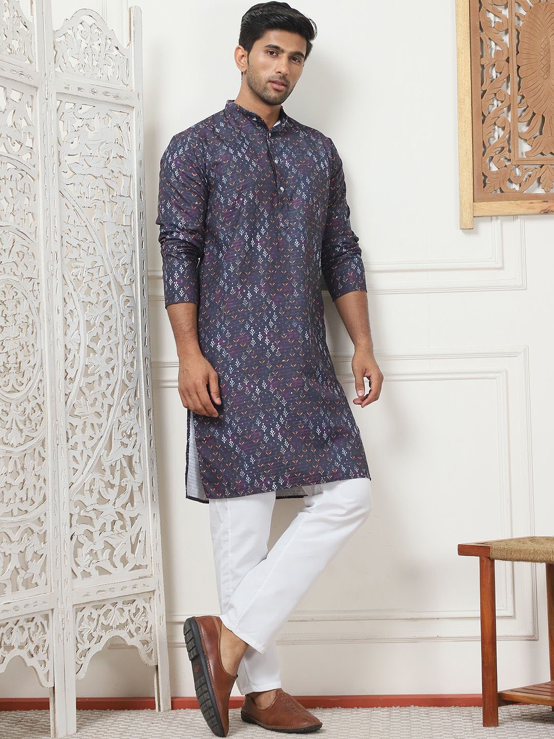 

Anouk Purple Geometric Printed Sequinned Mandarin Collar Regular Kurta with Pyjamas