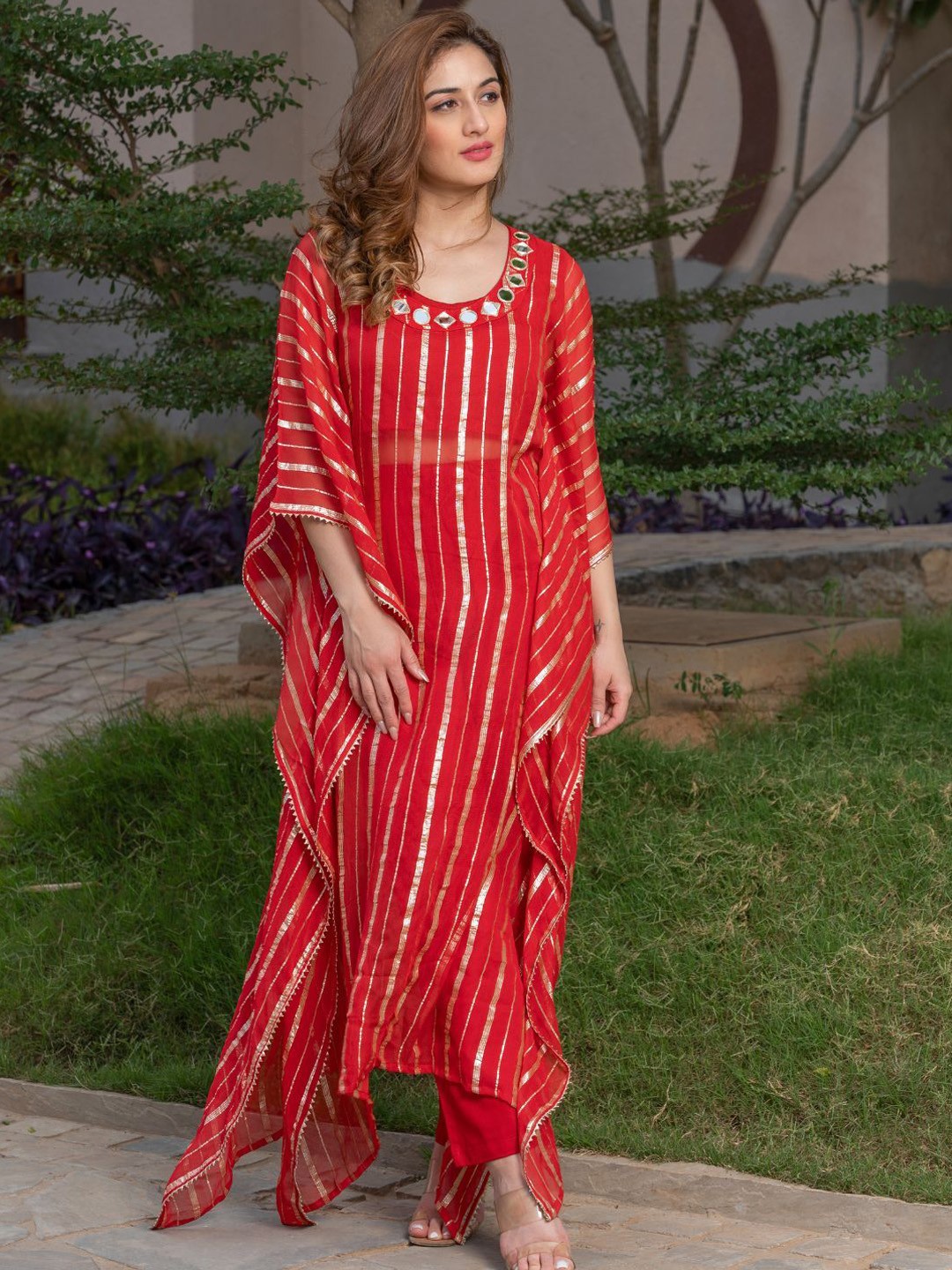 

HOUSE OF JAMOTI Striped Embroidered Mirror Work Extended Sleeves Kaftan Kurta & Trousers, Red