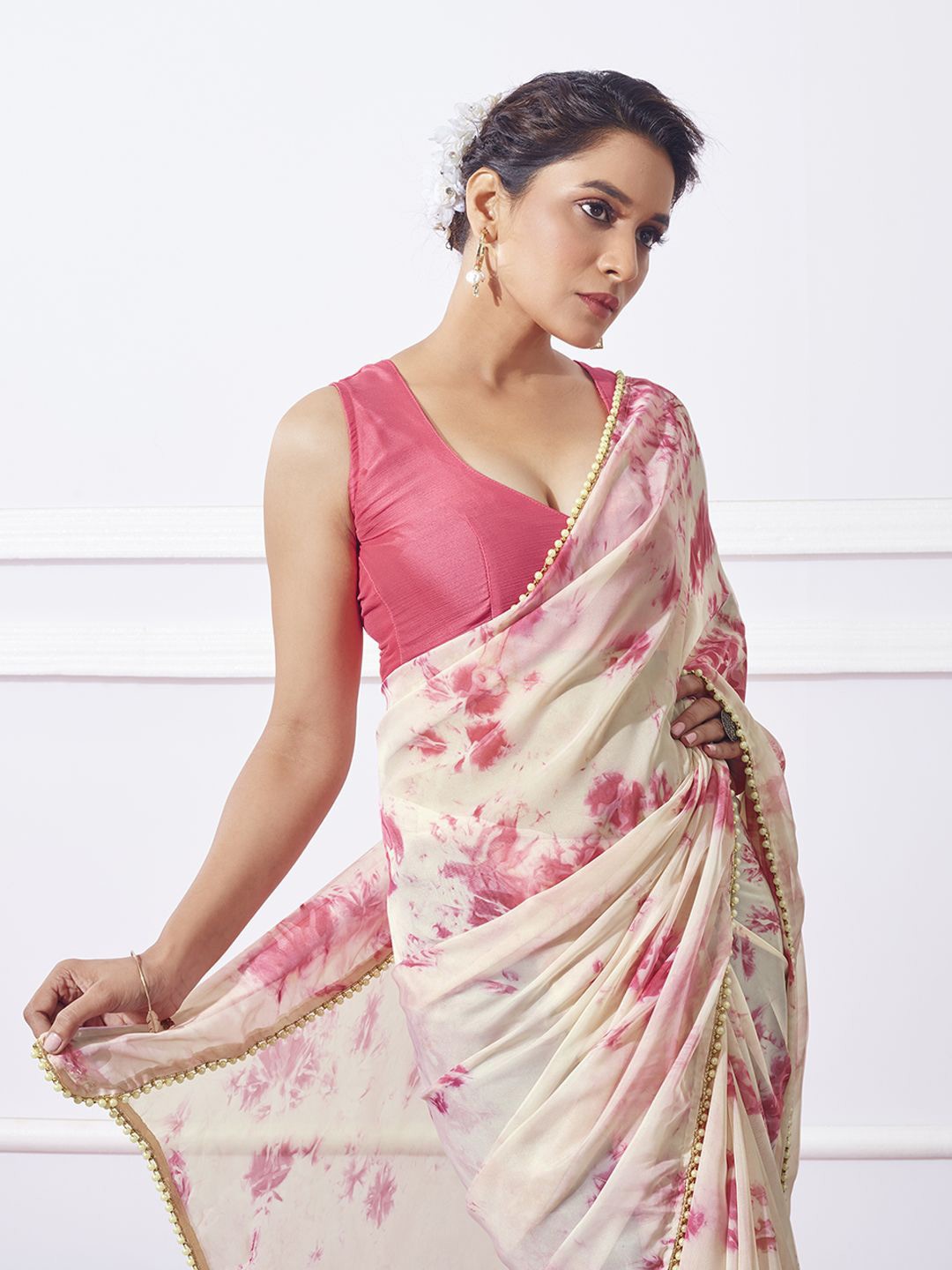 

Kalista Tie and Dye Organza Saree, Cream