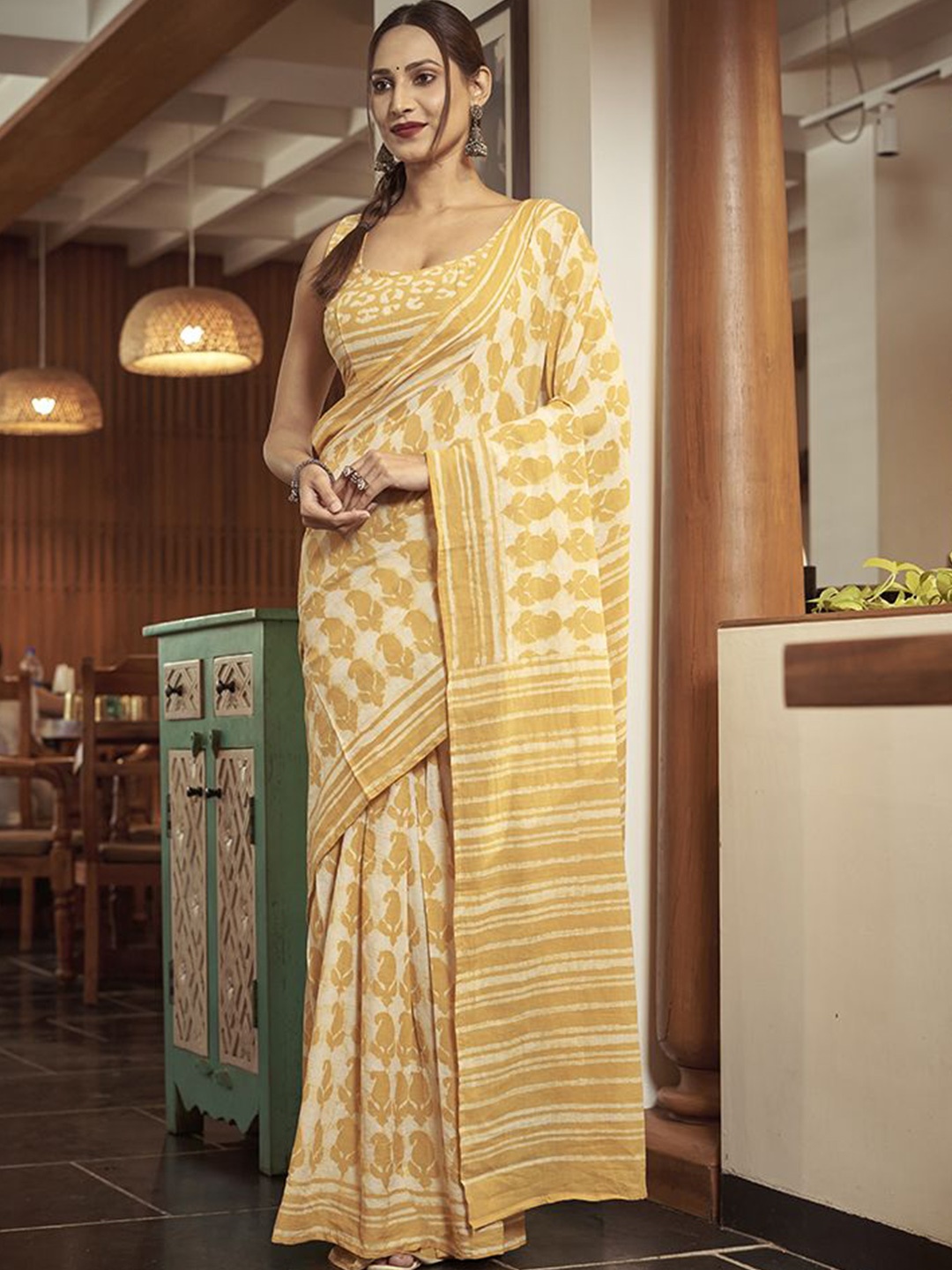 

Kalista Paisley Pure Cotton Ready to Wear Bagru Saree, Mustard
