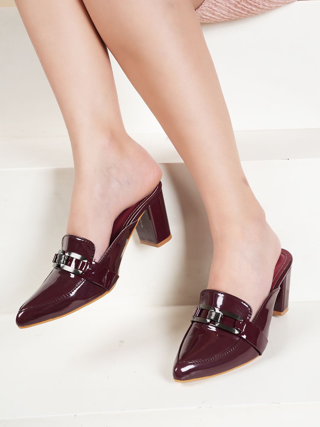 

DressBerry Women Pointed Toe Block Heel Mules, Maroon