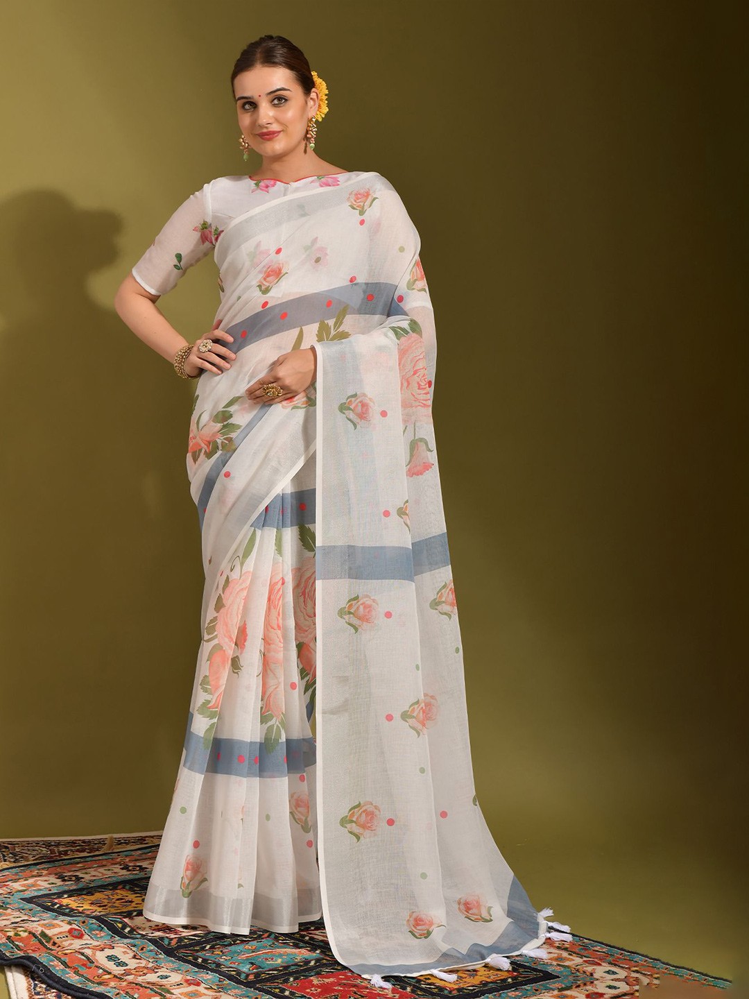 

Manu Designer Floral Pure Linen Saree, White