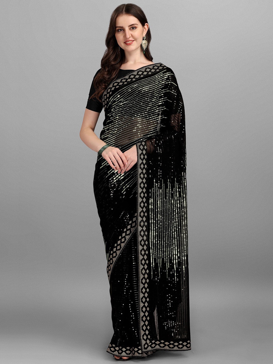 

CANIZZARO Embellished Sequinned Pure Georgette Heavy Work Saree, Black