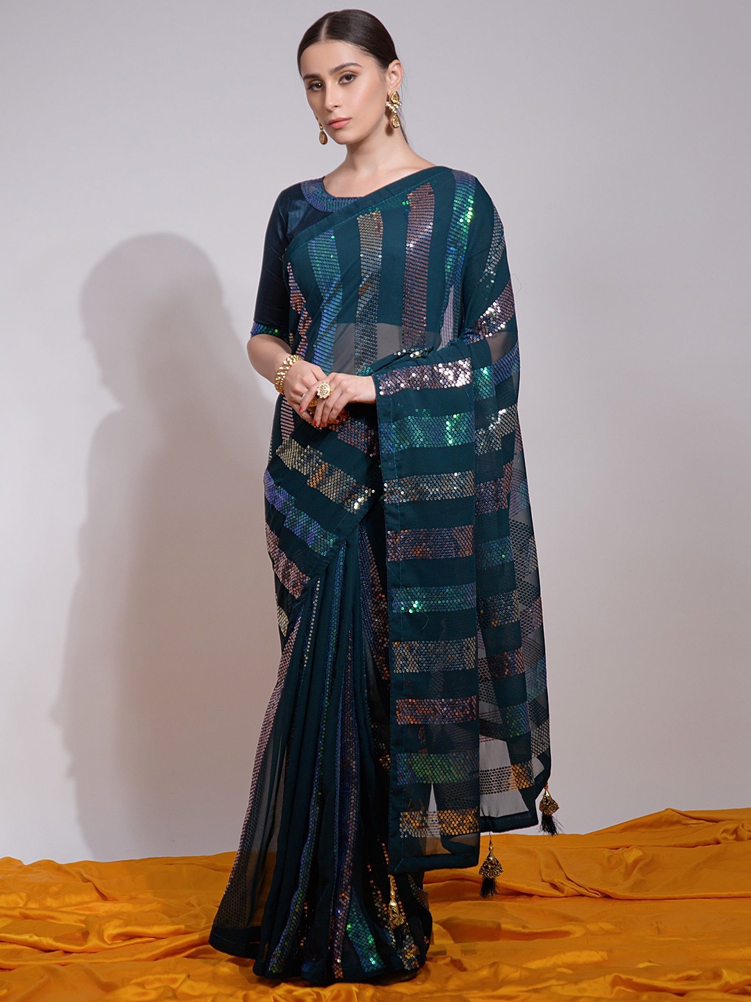 

CANIZZARO Embellished Sequinned Pure Georgette Saree, Teal