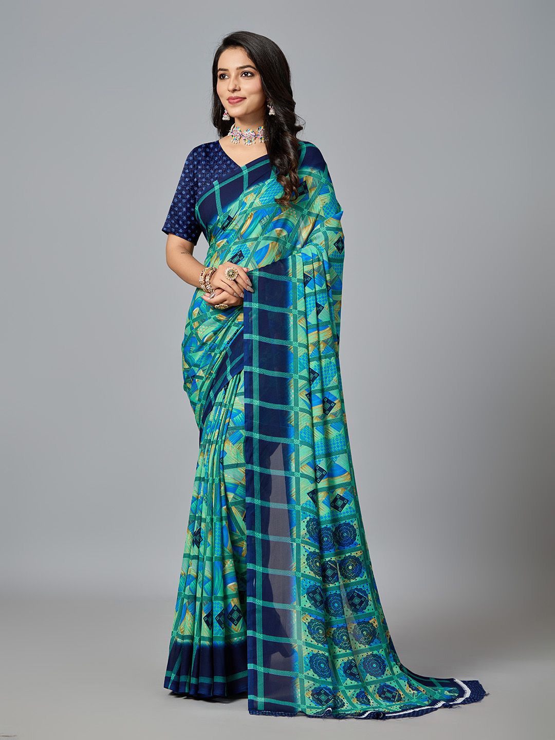 

NIRMAL CREATION Geometric Saree with Blouse, Navy blue