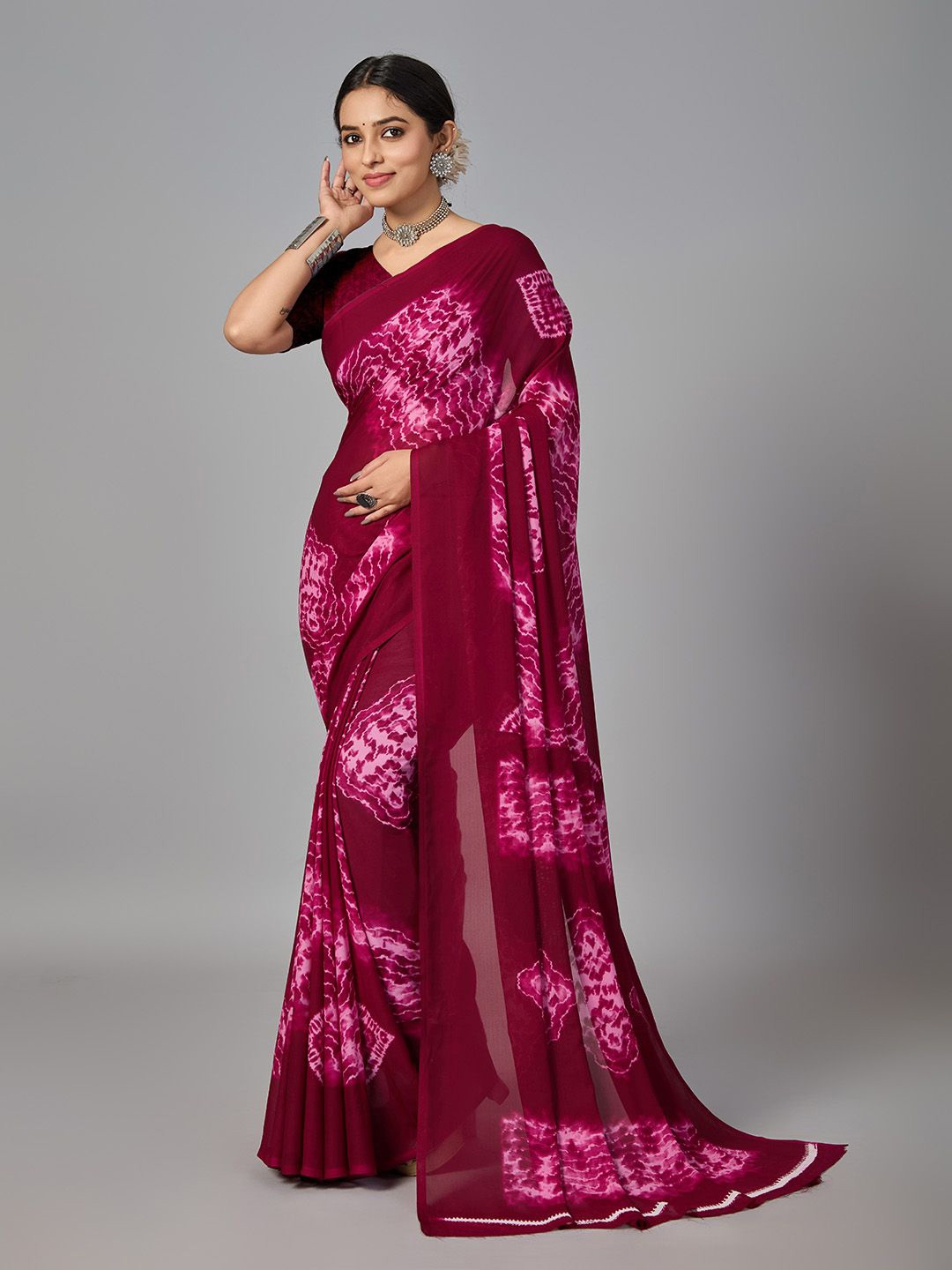 

NIRMAL CREATION Tie and Dye Saree, Burgundy