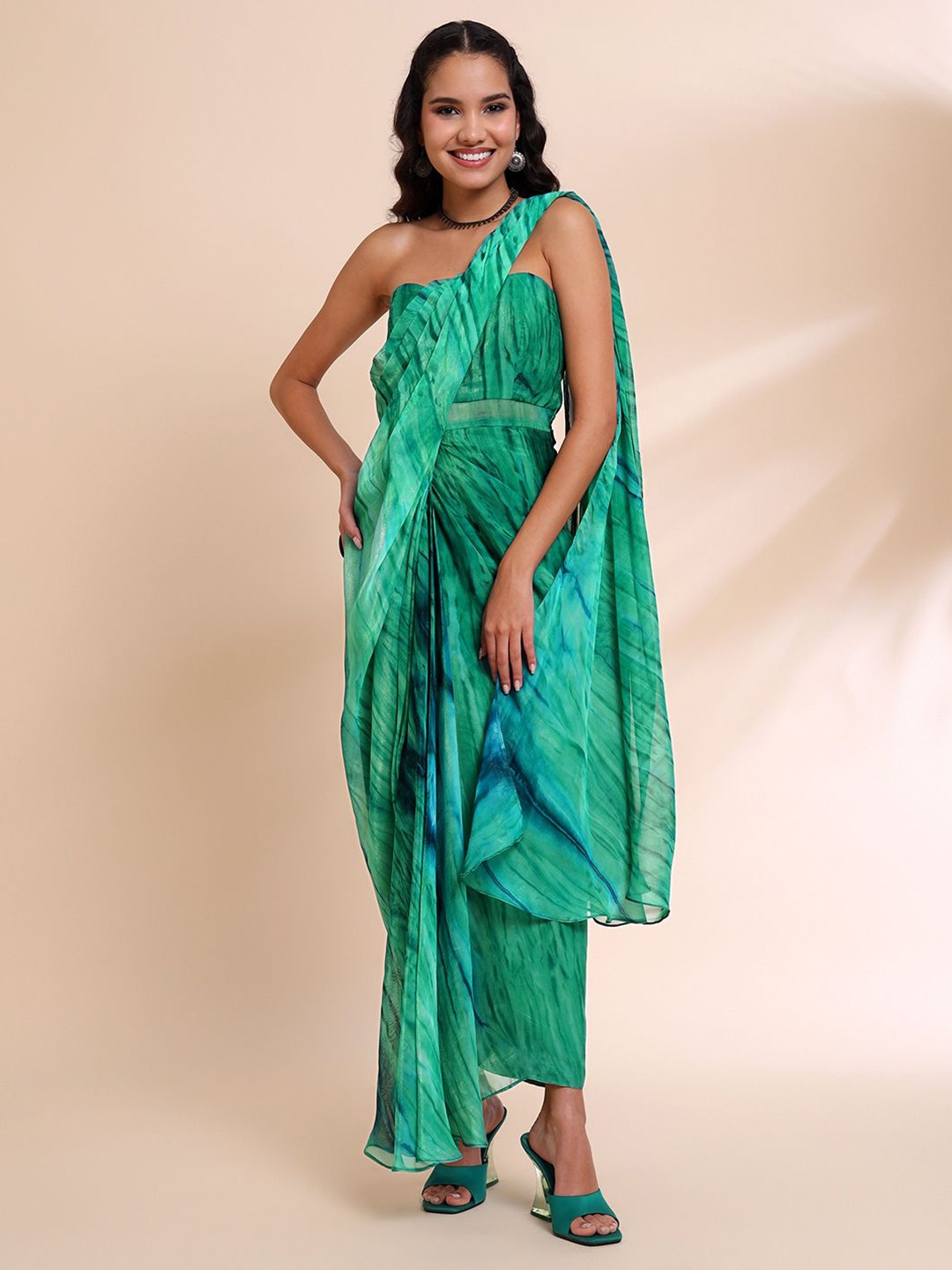 

RIRASA Tie & Dye Ready to Wear Saree, Green