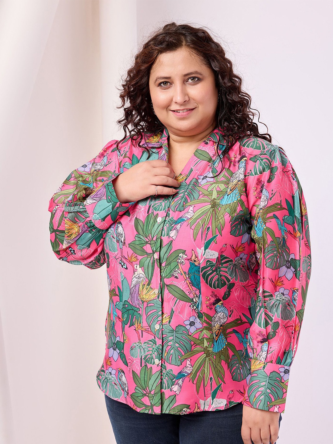 

ONRA Women Plus Size Standard Floral Printed Casual Shirt, Pink