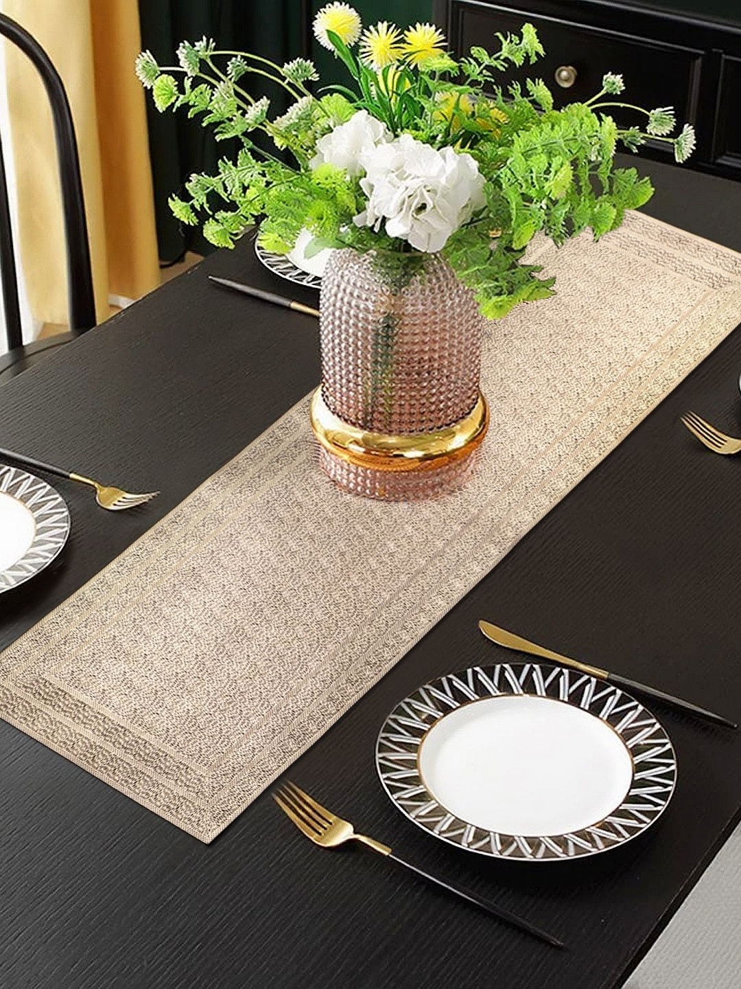 

LooMantha Gold Toned Abstract Table Runner