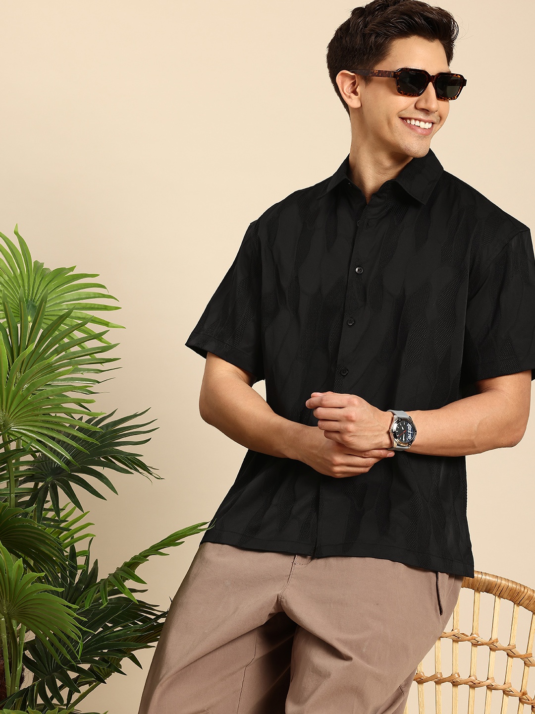 

Mast & Harbour Men Self Design Relaxed Fit Casual Shirt, Black