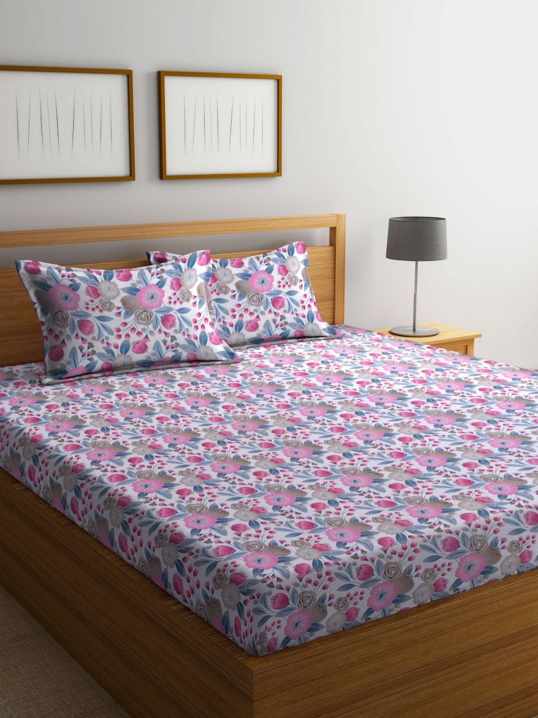

BOMBAY DYEING Pink & White Floral Pure Cotton 120 TC Queen Bedsheet with 2 Pillow Covers