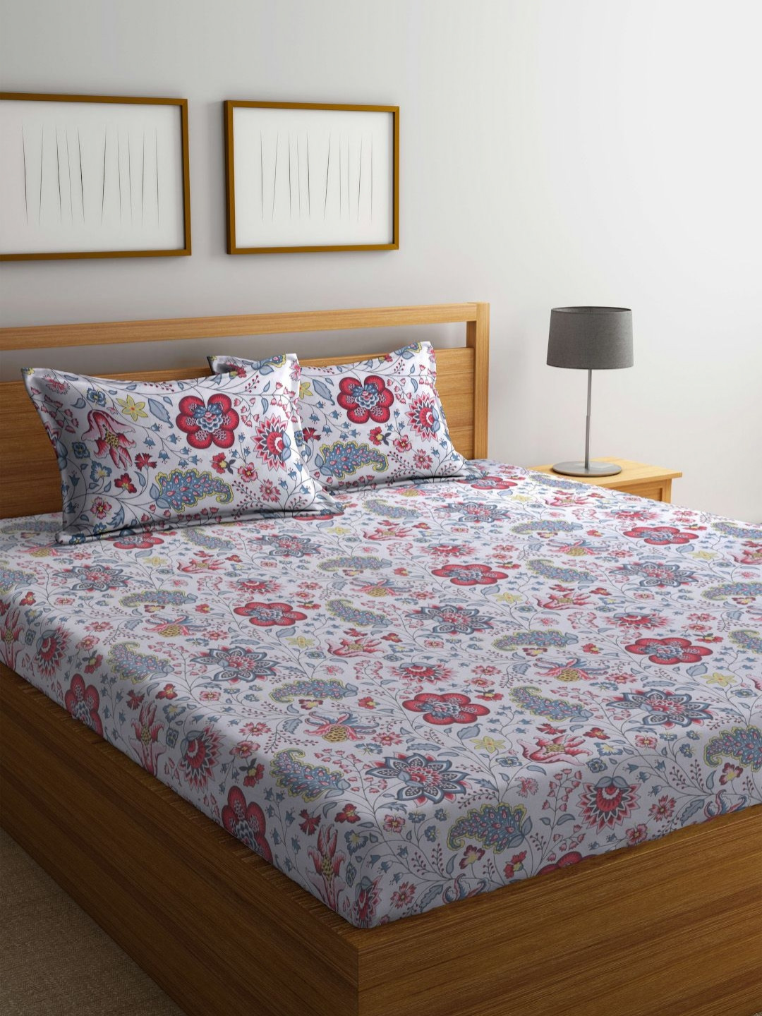 

BOMBAY DYEING White Printed 120 TC Pure Cotton Double King Bedsheet with 2 Pillow Covers