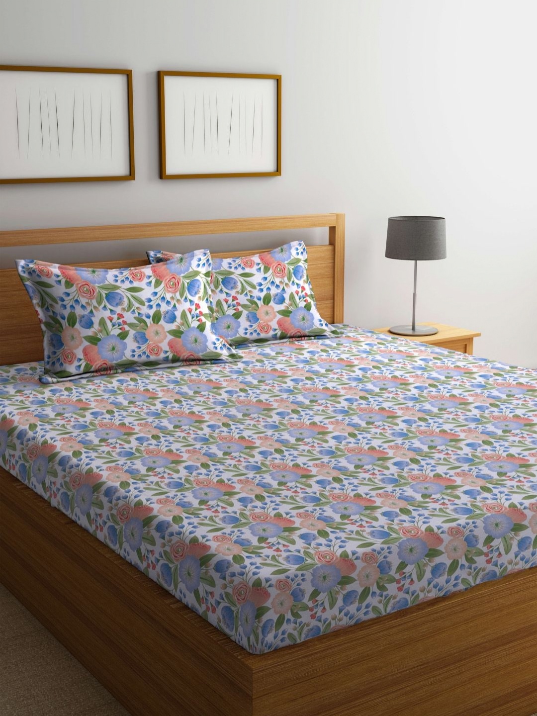 

BOMBAY DYEING Blue & White Printed 120 TC Pure Cotton Queen Bedsheet With 2 Pillow Covers