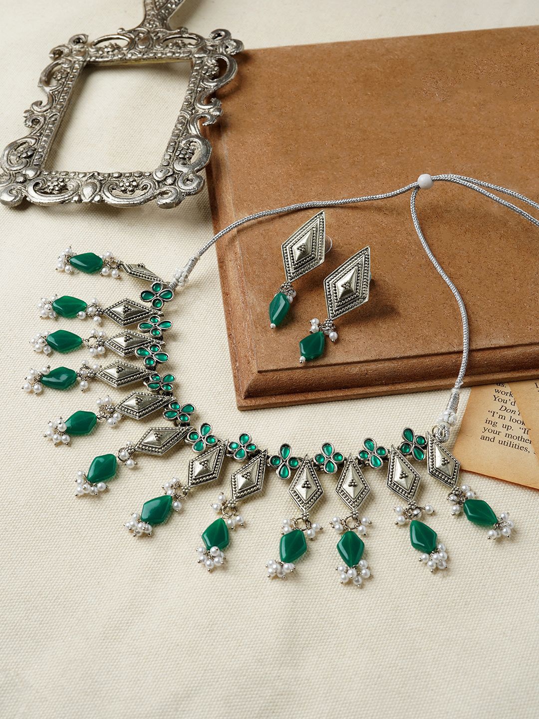 

TEEJH Oxidised Stone-Studded & Beaded Jewellery Set, Silver