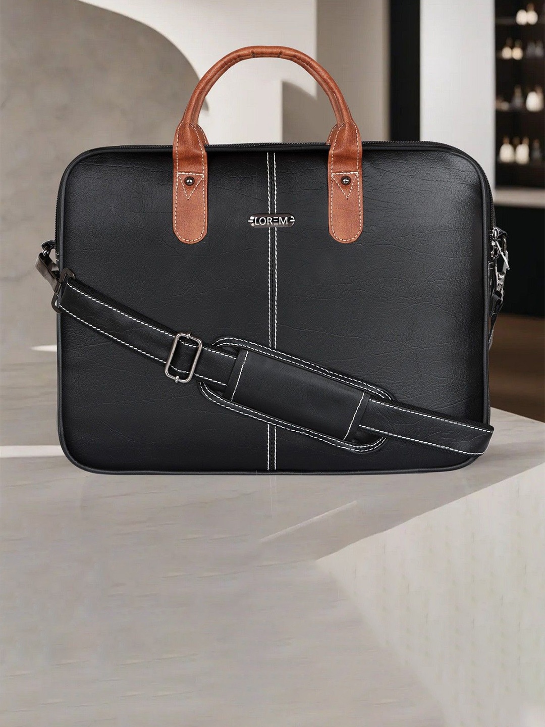 

LOREM Men Solid Laptop Bag, Black
