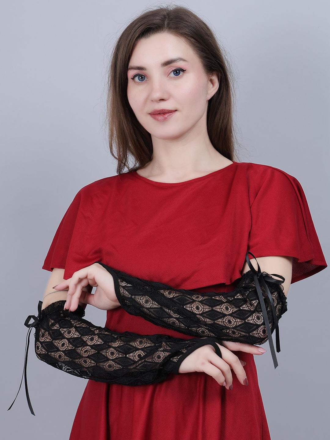 

COLOR STYLE Women Self Design Fingerless Gloves, Black