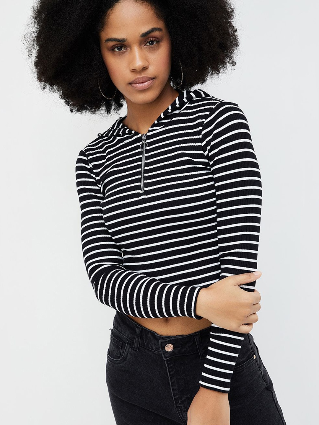 

Ginger by Lifestyle Striped Women Cotton Long Sleeves Crop Top, Black