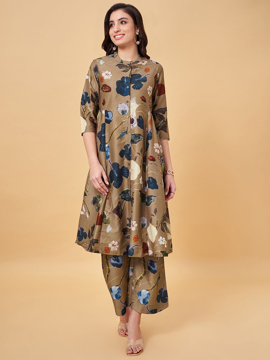

RANGMANCH BY PANTALOONS Floral Regular A-Line Kurta with Palazzos, Beige