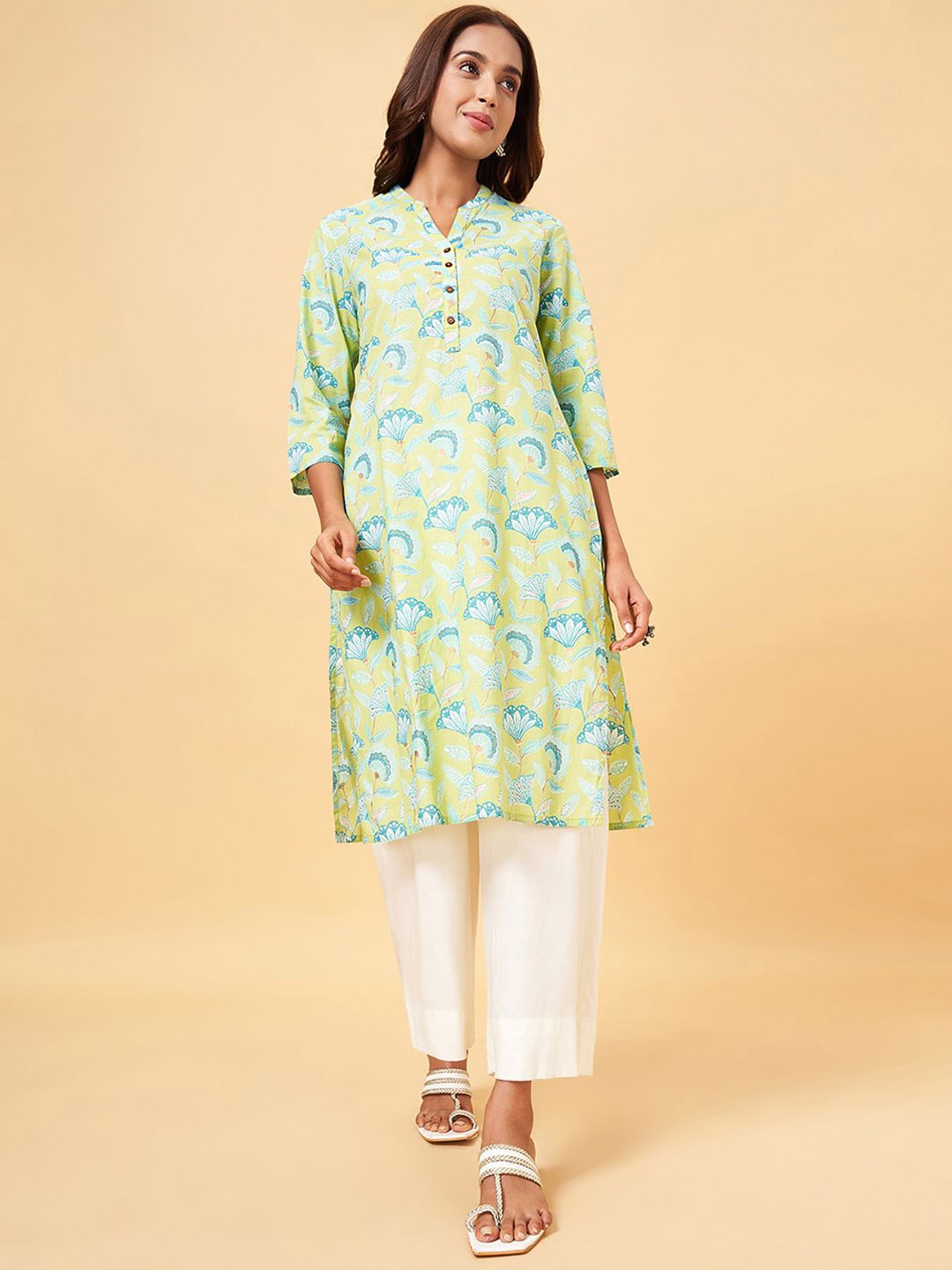 

RANGMANCH BY PANTALOONS Mandarin Collar Floral Printed Cotton A-Line Kurta, Olive