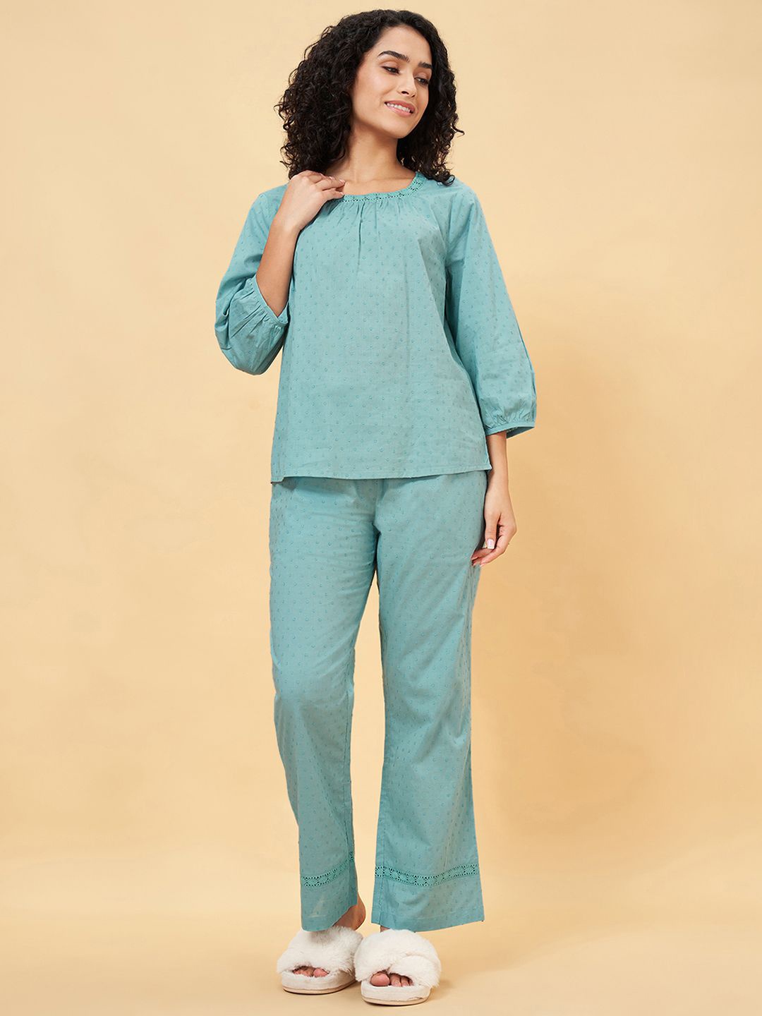 

Dreamz by Pantaloons Women Pure Cotton Self Design Night suit, Blue