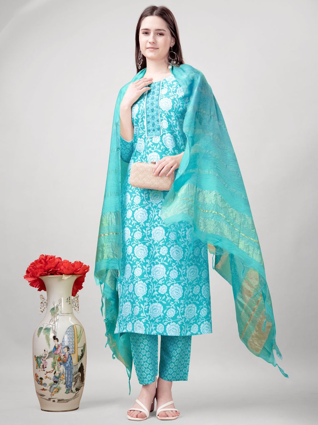 

ARADHNA Ethnic Motifs Printed Patchwork Straight Kurta with Trousers & With Dupatta, Blue