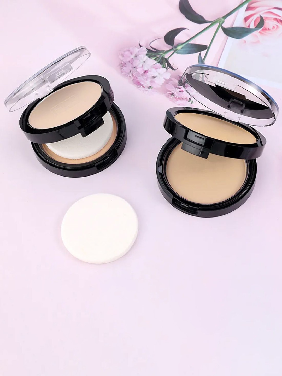 

Adbeni Brighten Moisturize Compact Powder- Shade 02- 20g, Beige