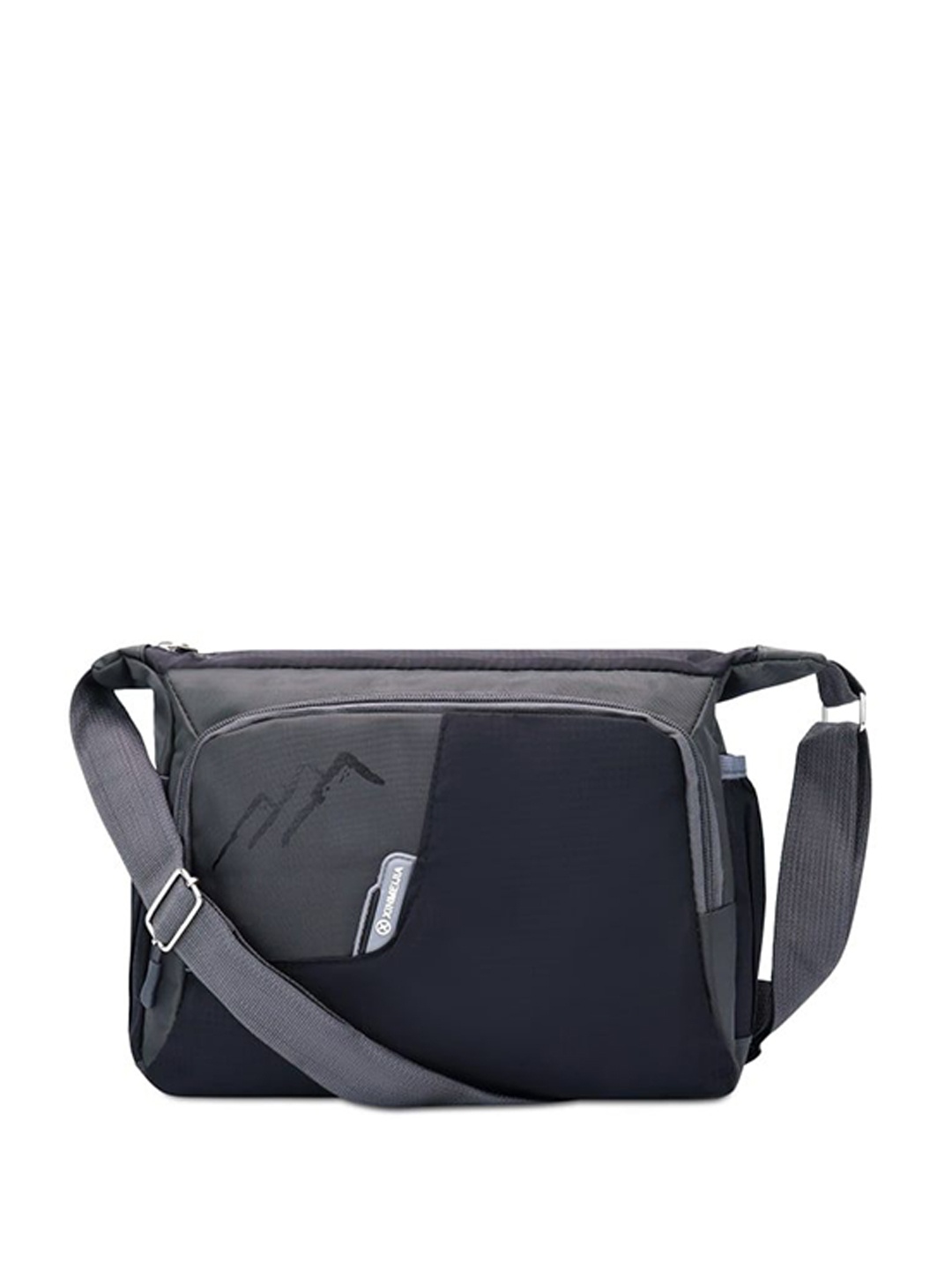 

NFI essentials Unisex Messenger Bag, Black