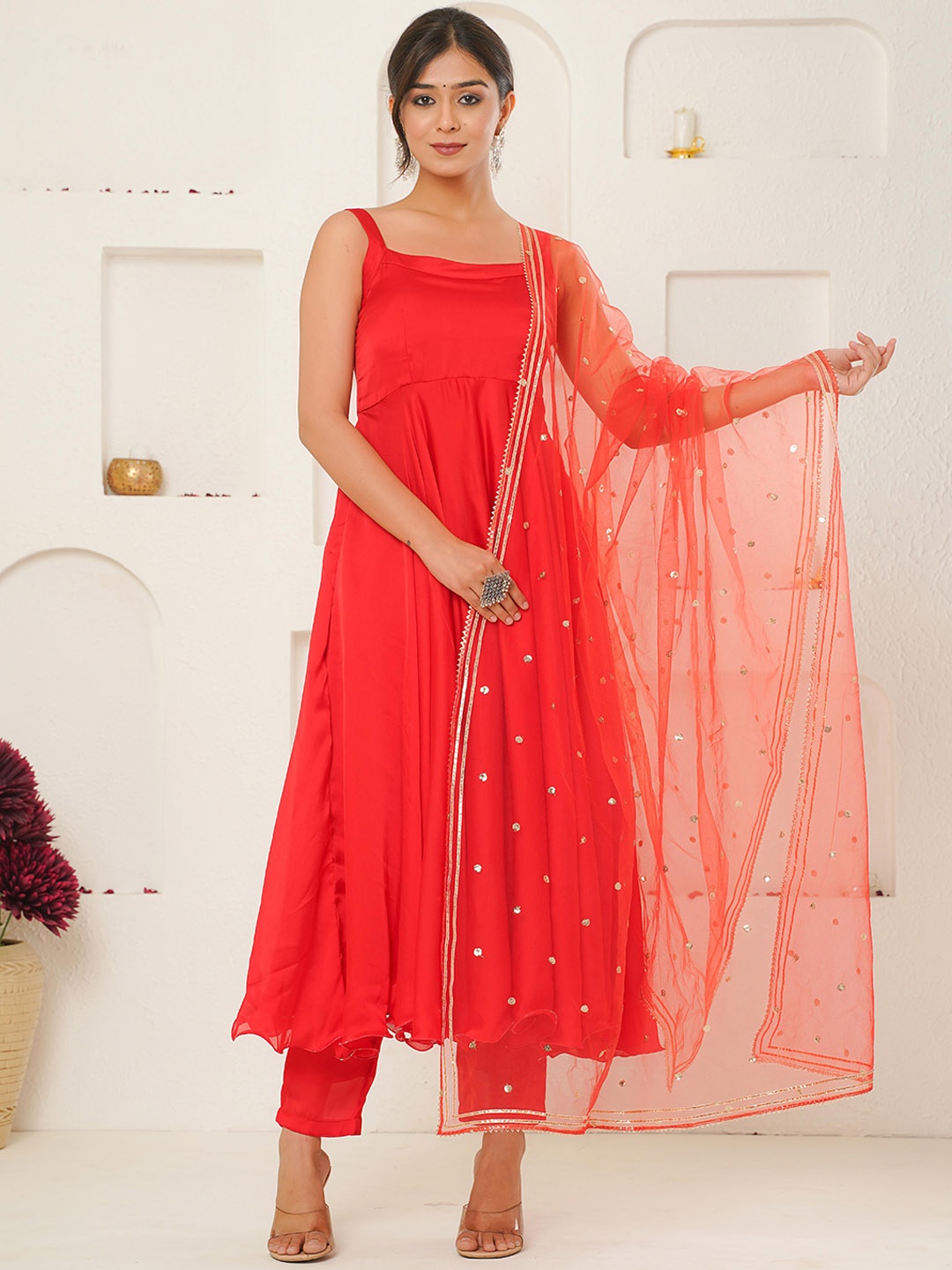 

KHIZAN Panelled Kurta with Trousers & Dupatta, Red