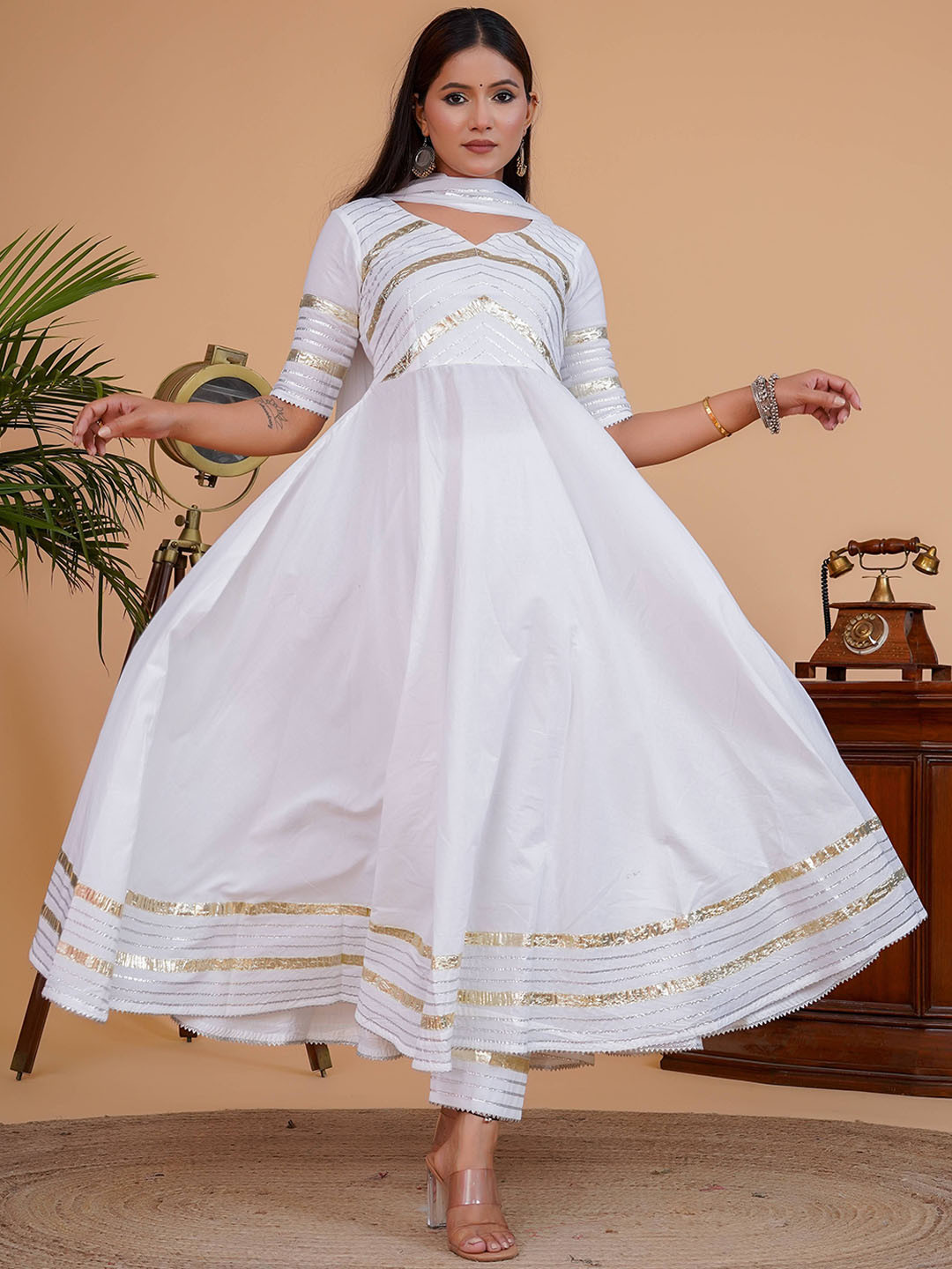 

KHIZAN Empire Gotta Patti Kurta with Trousers & With Dupatta, White