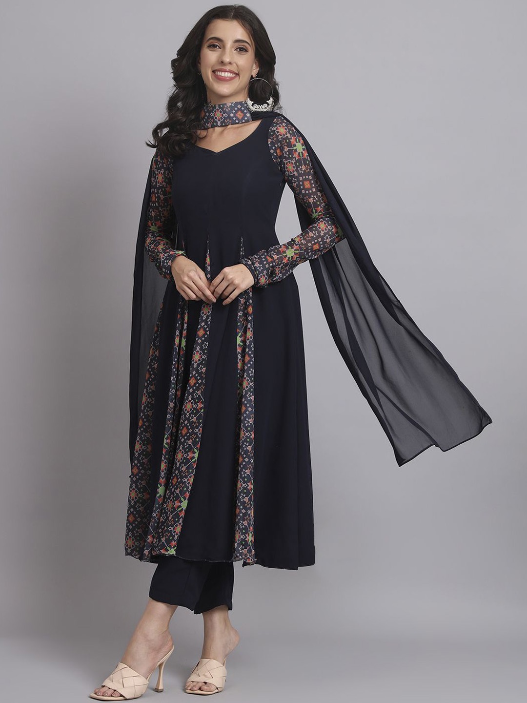 

KHIZAN Ethnic Motifs Printed Panelled Kurta with Trousers & Dupatta, Navy blue