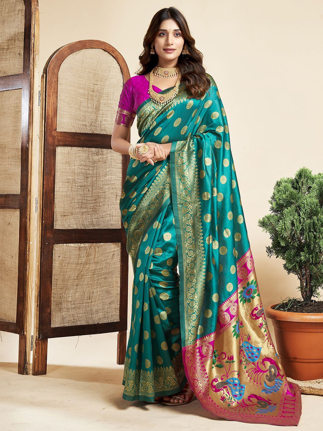 

KALINI Paithani Pure Silk Woven Design Zari Traditional Celebrity Saree, Green